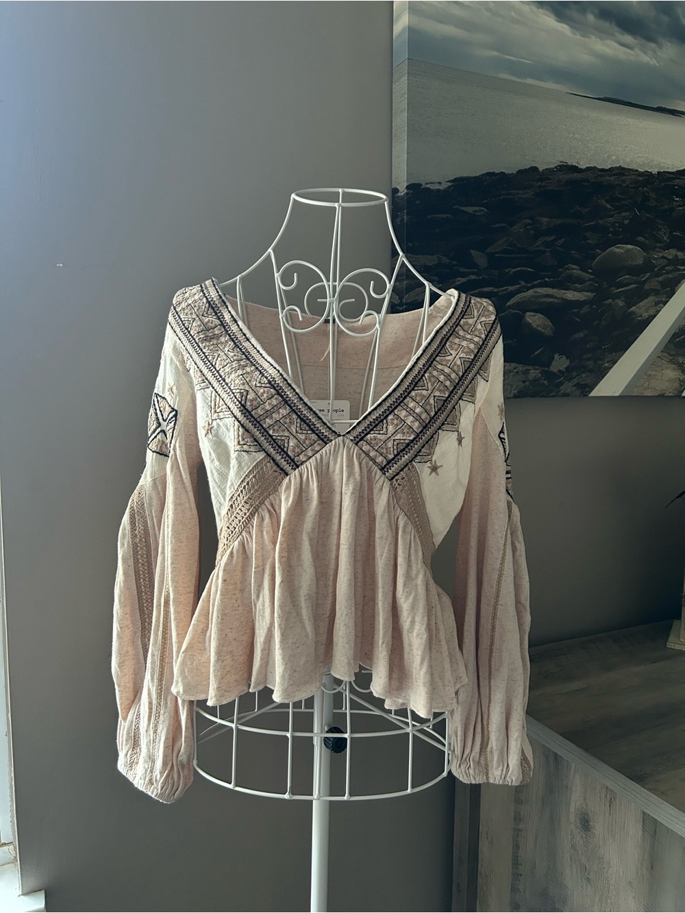 Free People Dusty Pink Embroidered V-Neck Peasant Top